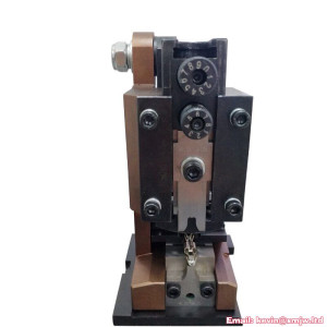 Customized Terminal Crimping OTP Mould Die End Feed Applicator Vertical Terminal Crimping Device